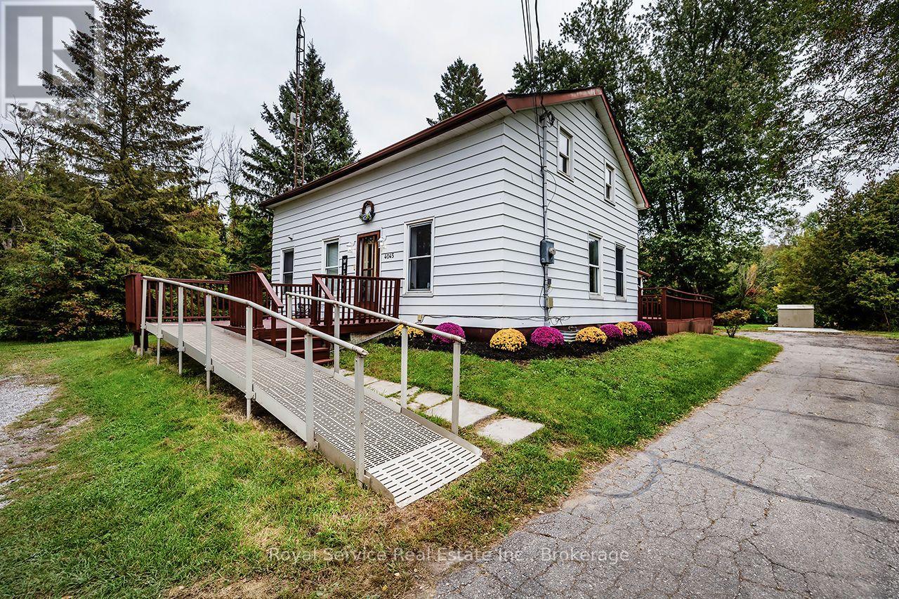 4045 Highway 2, Clarington, Ontario L1B 0R4 - Photo 2 - E13847998