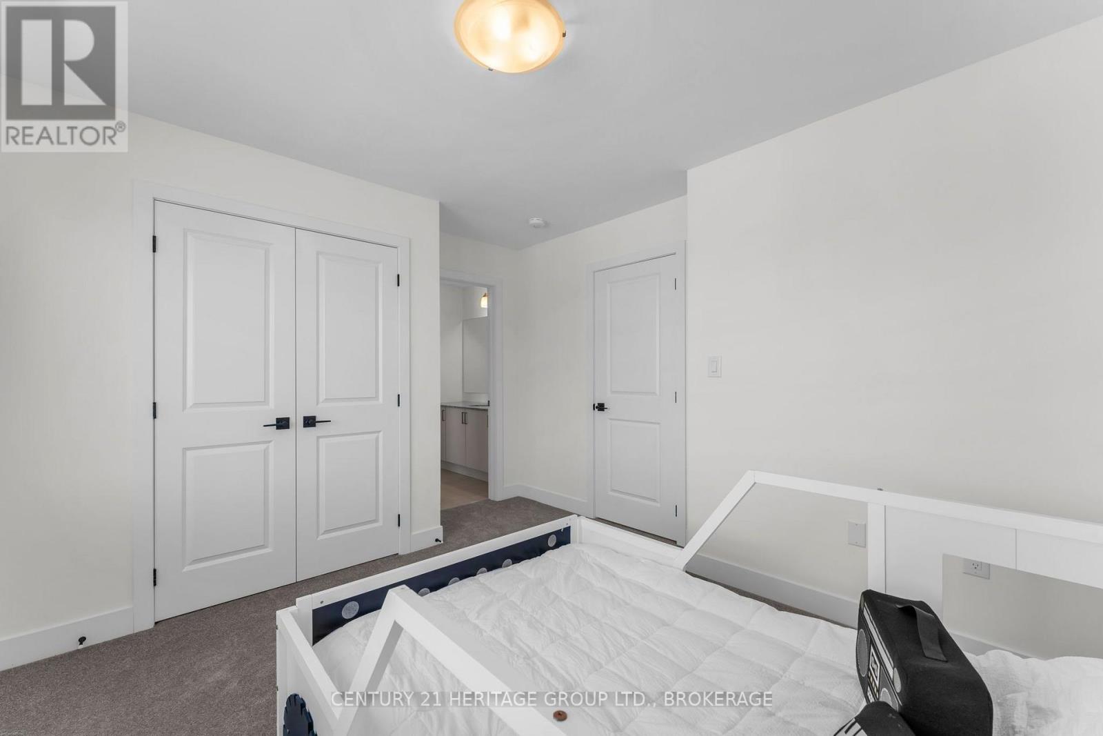 48 Dusenbury Drive, Loyalist, Ontario  K0H 2N0 - Photo 24 - X13848032