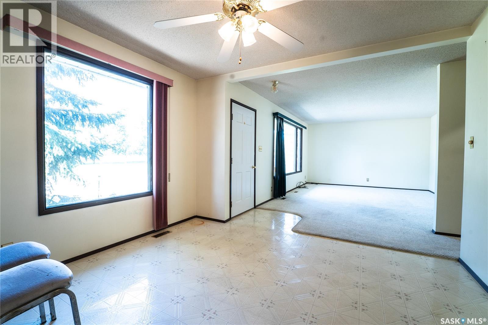 219 Railway Avenue W, Blaine Lake, Saskatchewan  S0J 0J0 - Photo 7 - SK050010