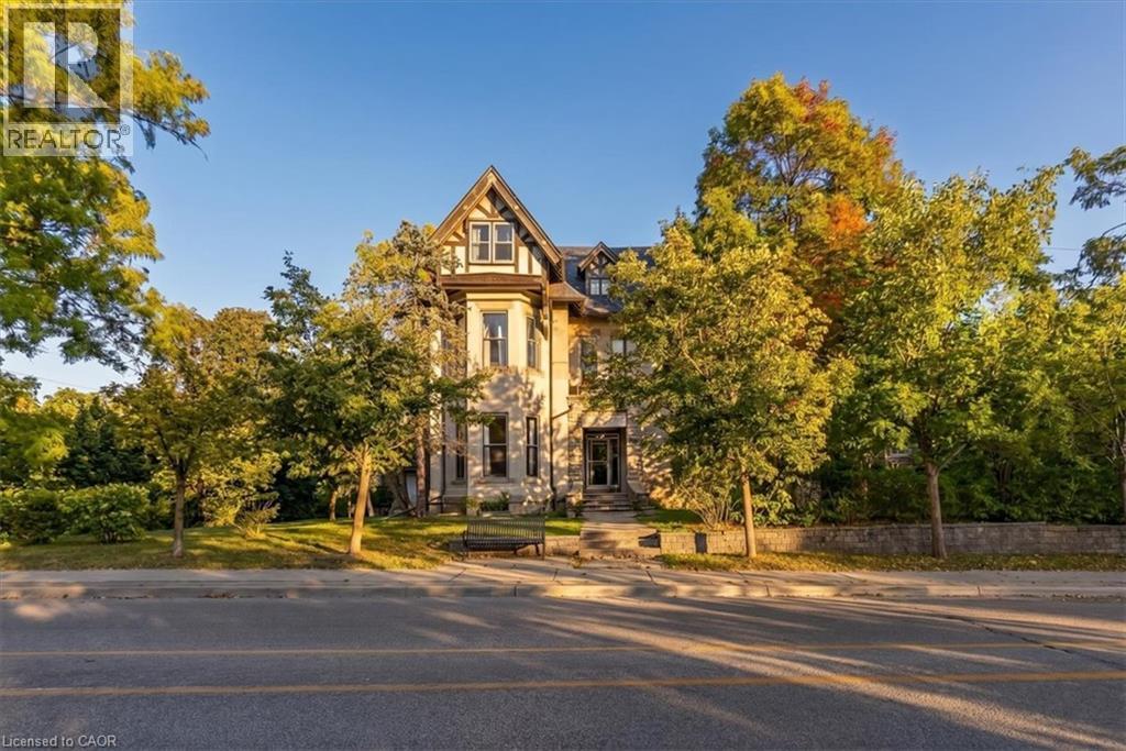139 Main Street S, Halton Hills, Ontario  L7J 2M1 - Photo 4 - 40867590