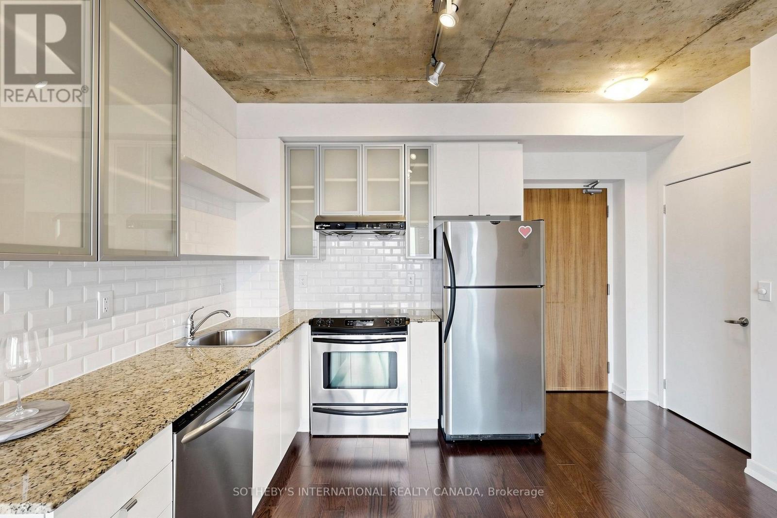 2207 - 33 Lombard Street, Toronto, Ontario  M5C 3H8 - Photo 14 - C13847926