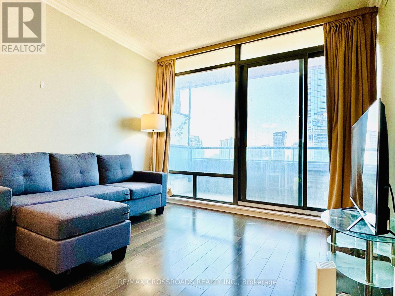 2206 - 18 Yorkville Avenue, Toronto, Ontario  M4W 3Y8 - Photo 6 - C13848014