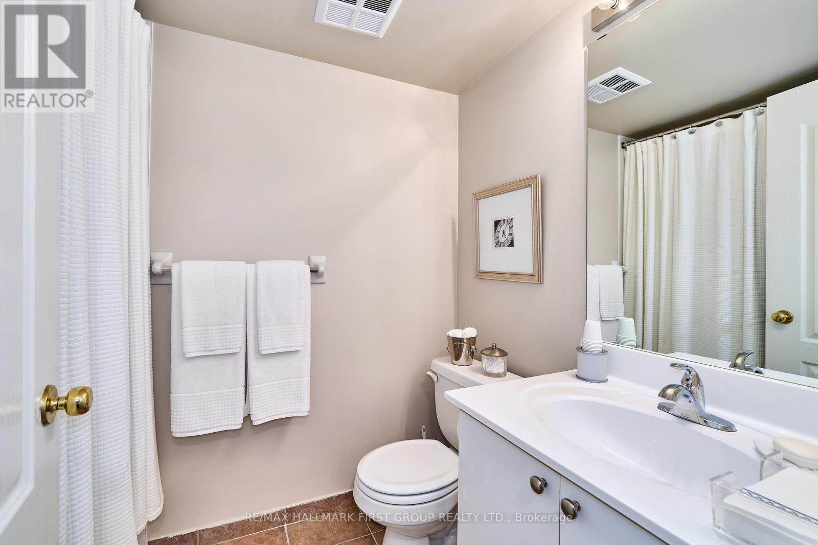 1411 - 1000 The Road N, Pickering, Ontario  L1V 6V4 - Photo 5 - E13847932