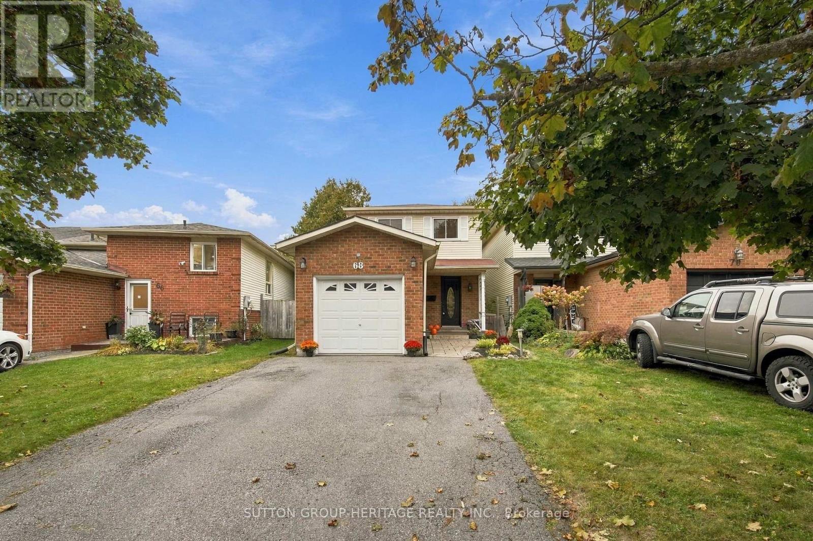 68 Hartsfield Drive, Clarington, Ontario  L1E 1L7 - Photo 2 - E13848034