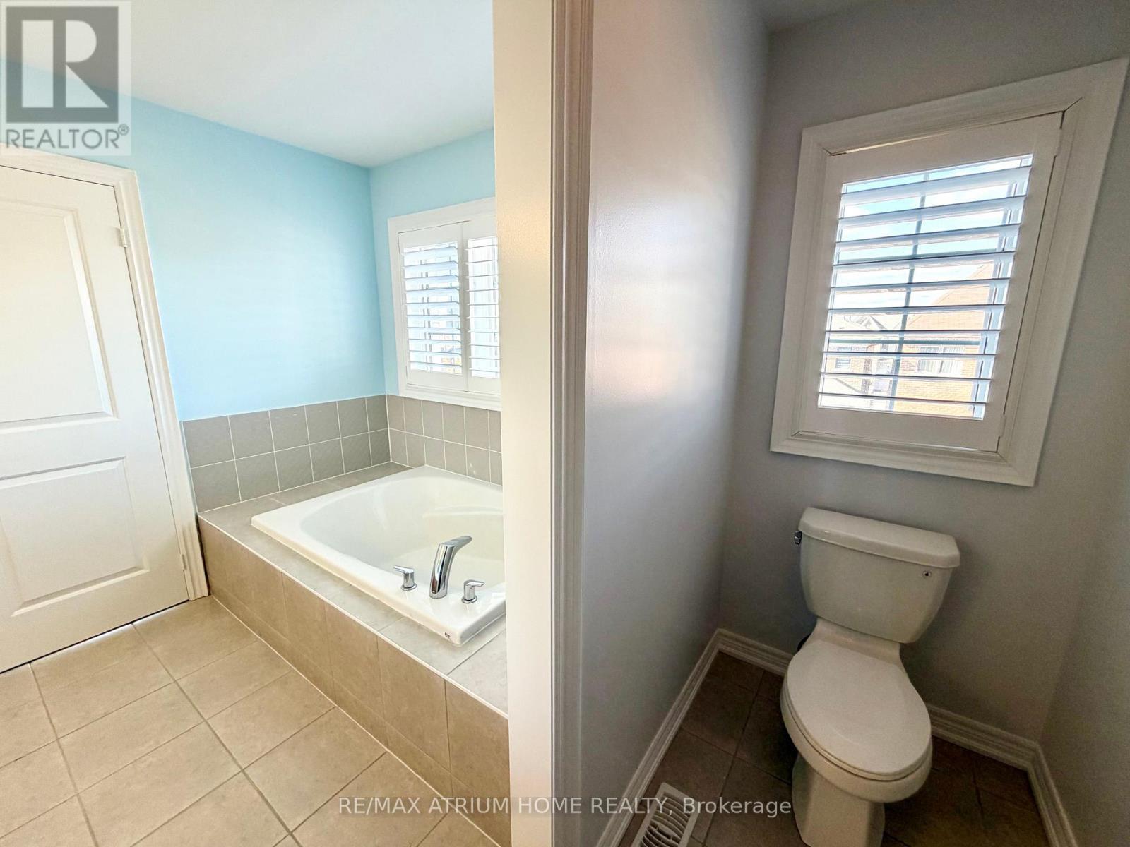 22 Duggan Street, Aurora, Ontario  L4G 0Y9 - Photo 24 - N13847892