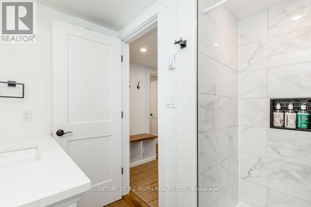 12 Domar Road, Tiny, Ontario  L0L 2J0 - Photo 19 - S13847936