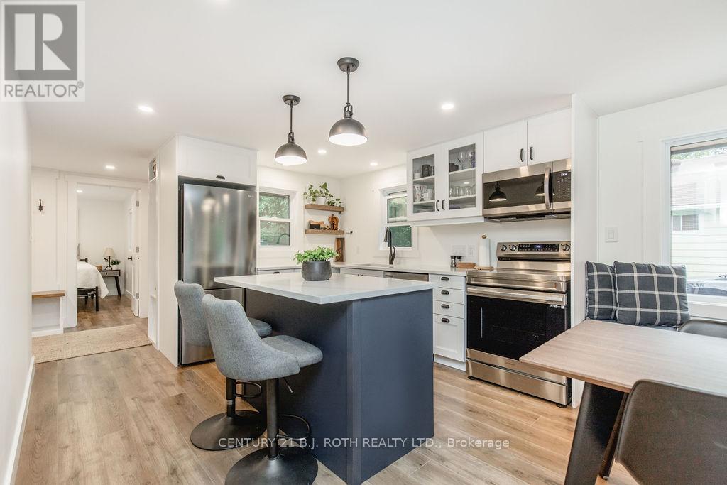 12 Domar Road, Tiny, Ontario  L0L 2J0 - Photo 8 - S13847936