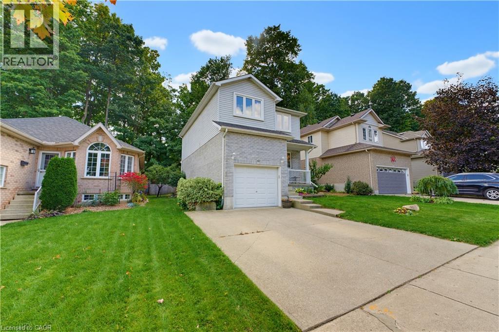 62 Potters Way, Woodstock, Ontario N4S 9A1 - Photo 2 - 40867970