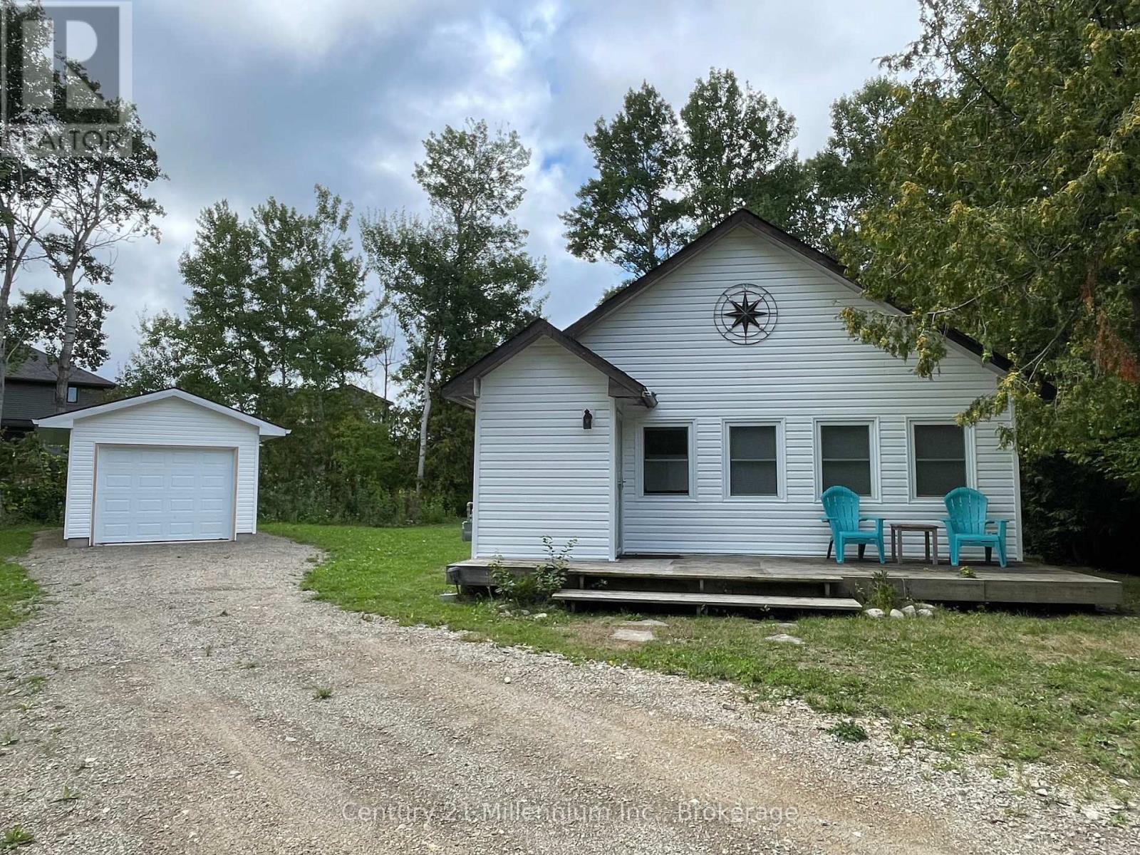 114 Chamonix Crescent, Blue Mountains, Ontario  L9Y 3Z2 - Photo 2 - X13847894