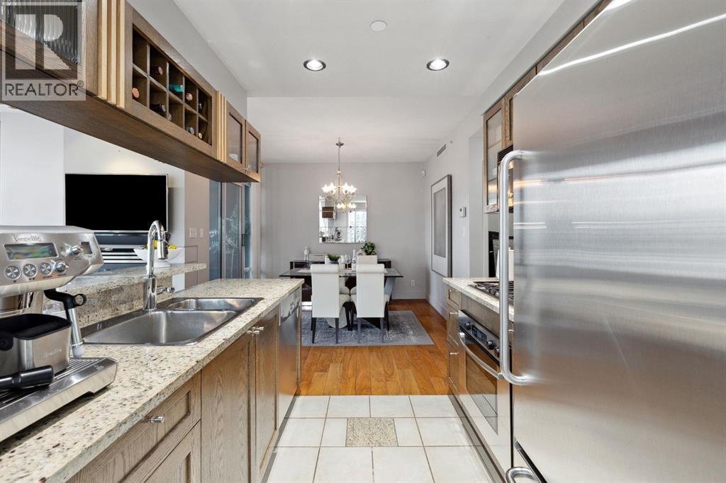 220X 1483 HOMER STREET