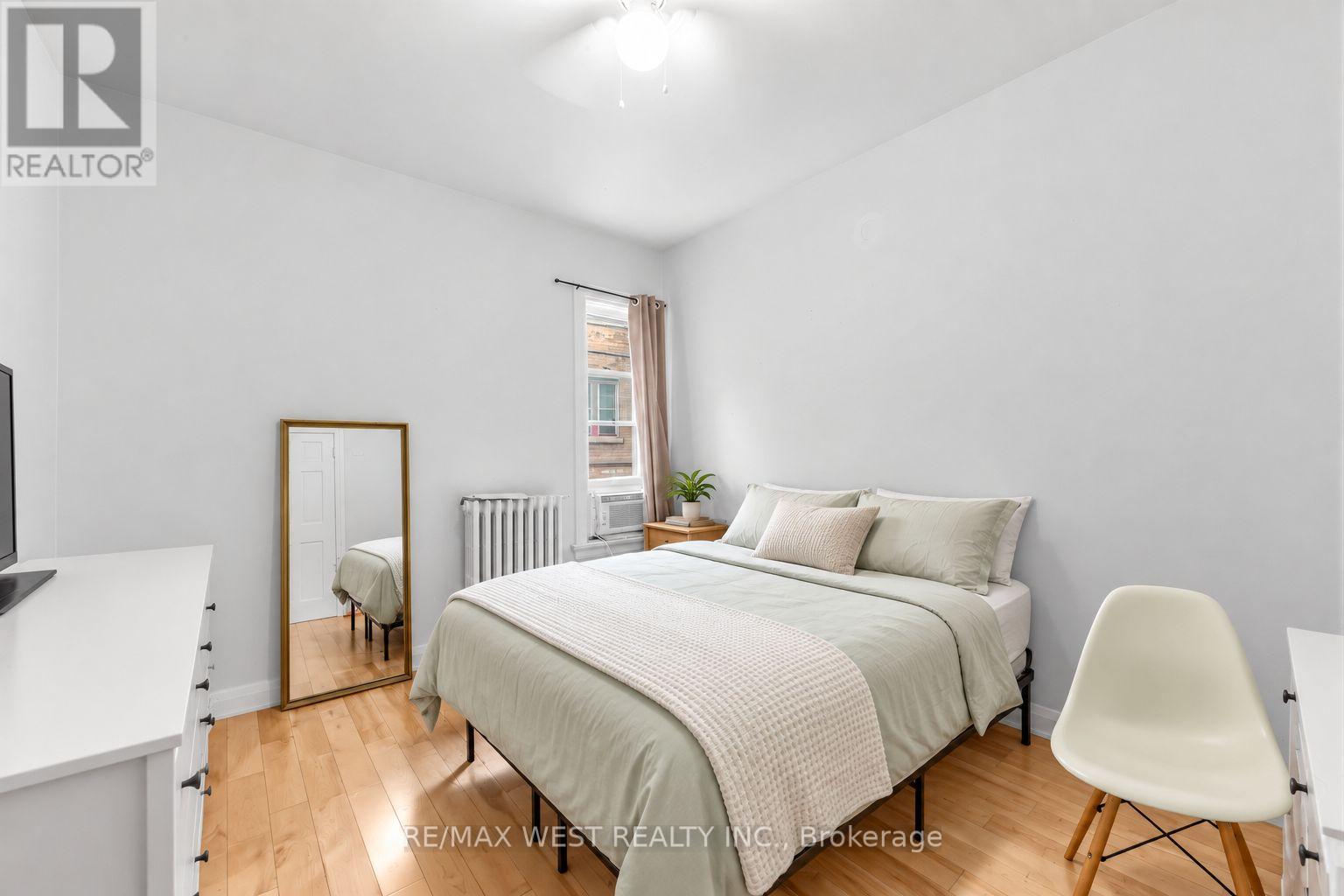 284 Lisgar Street, Toronto, Ontario  M6J 3G9 - Photo 17 - C13847818