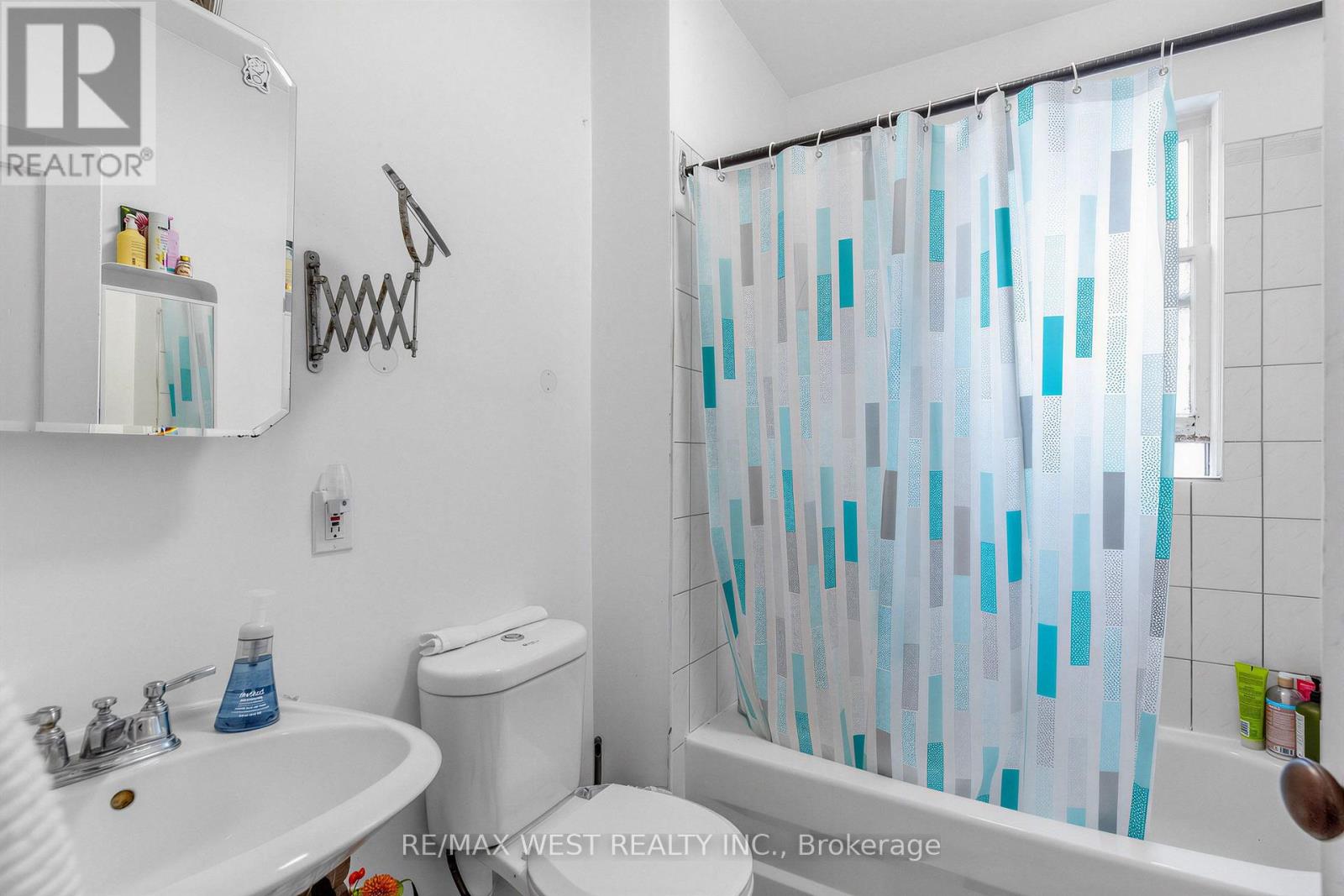 284 Lisgar Street, Toronto, Ontario  M6J 3G9 - Photo 25 - C13847818