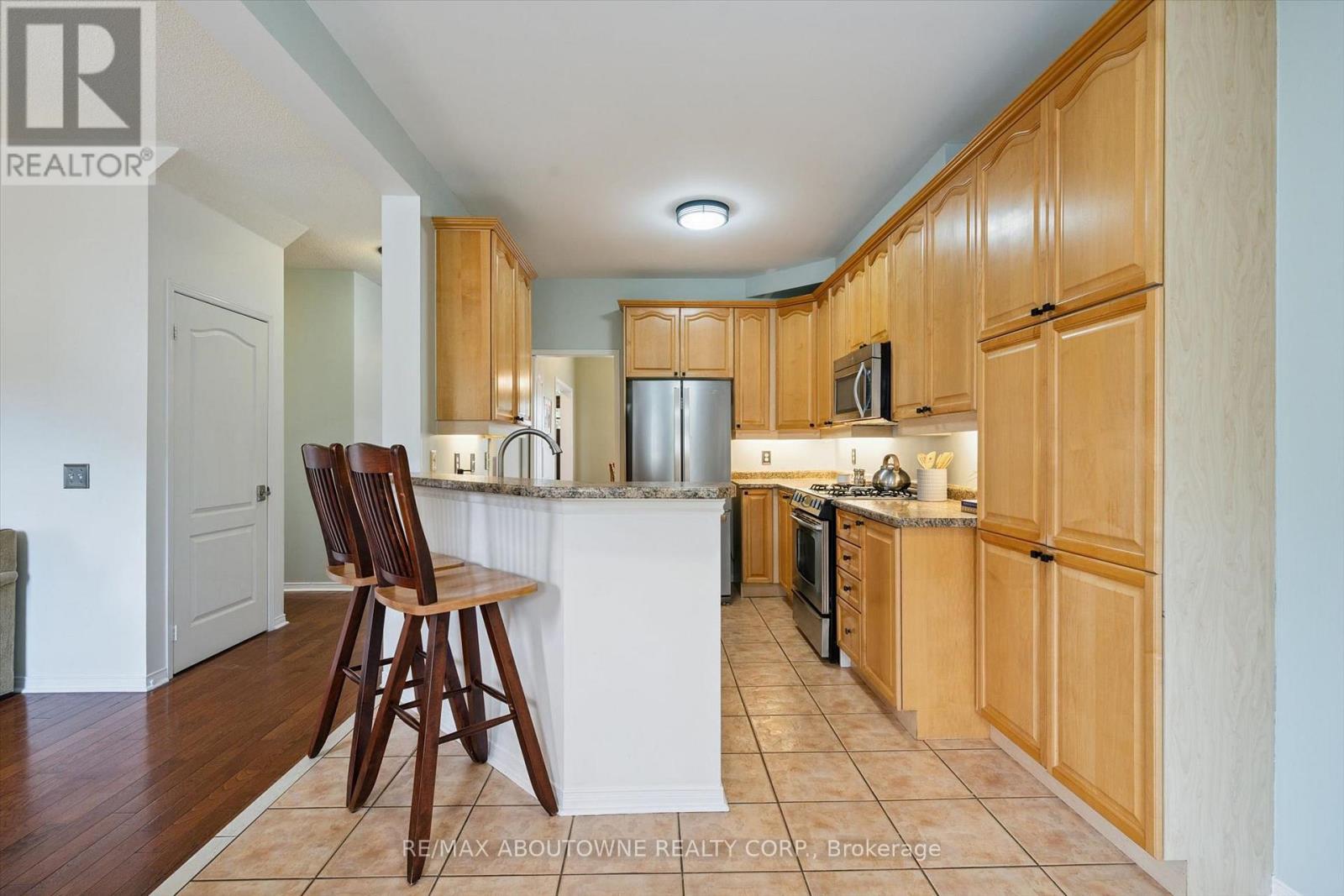 2397 Ennerdale Road, Oakville, Ontario  L6H 6N5 - Photo 14 - W13847914