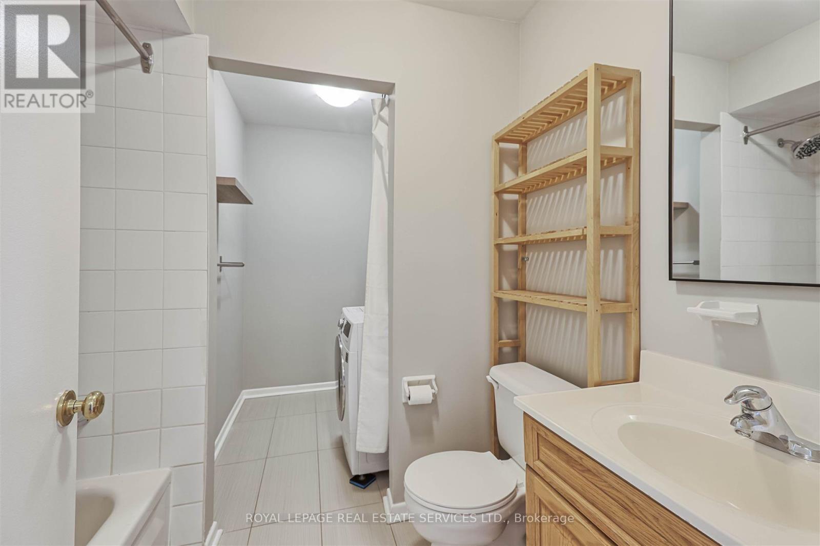 Back - 2875 Bloor Street W, Toronto, Ontario  M8X 1B3 - Photo 12 - W13847918