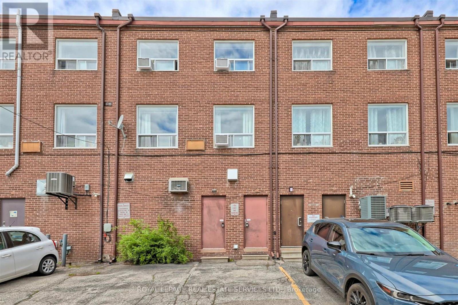 Back - 2875 Bloor Street W, Toronto, Ontario  M8X 1B3 - Photo 15 - W13847918