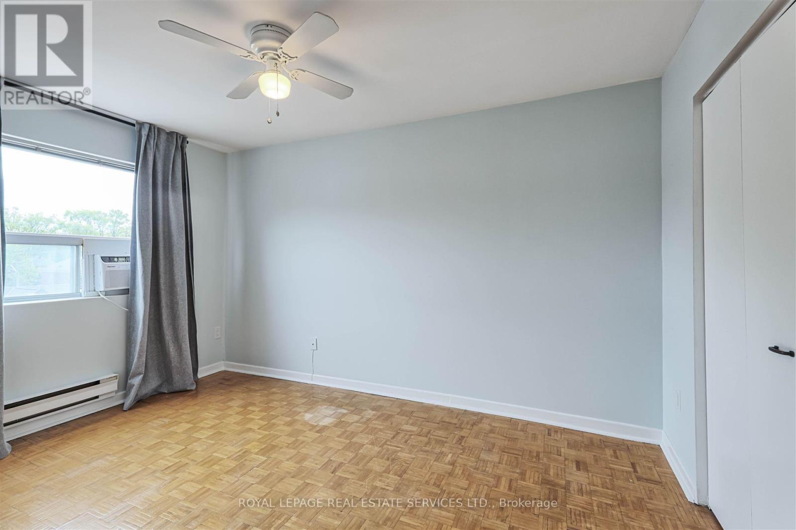 Back - 2875 Bloor Street W, Toronto, Ontario  M8X 1B3 - Photo 8 - W13847918