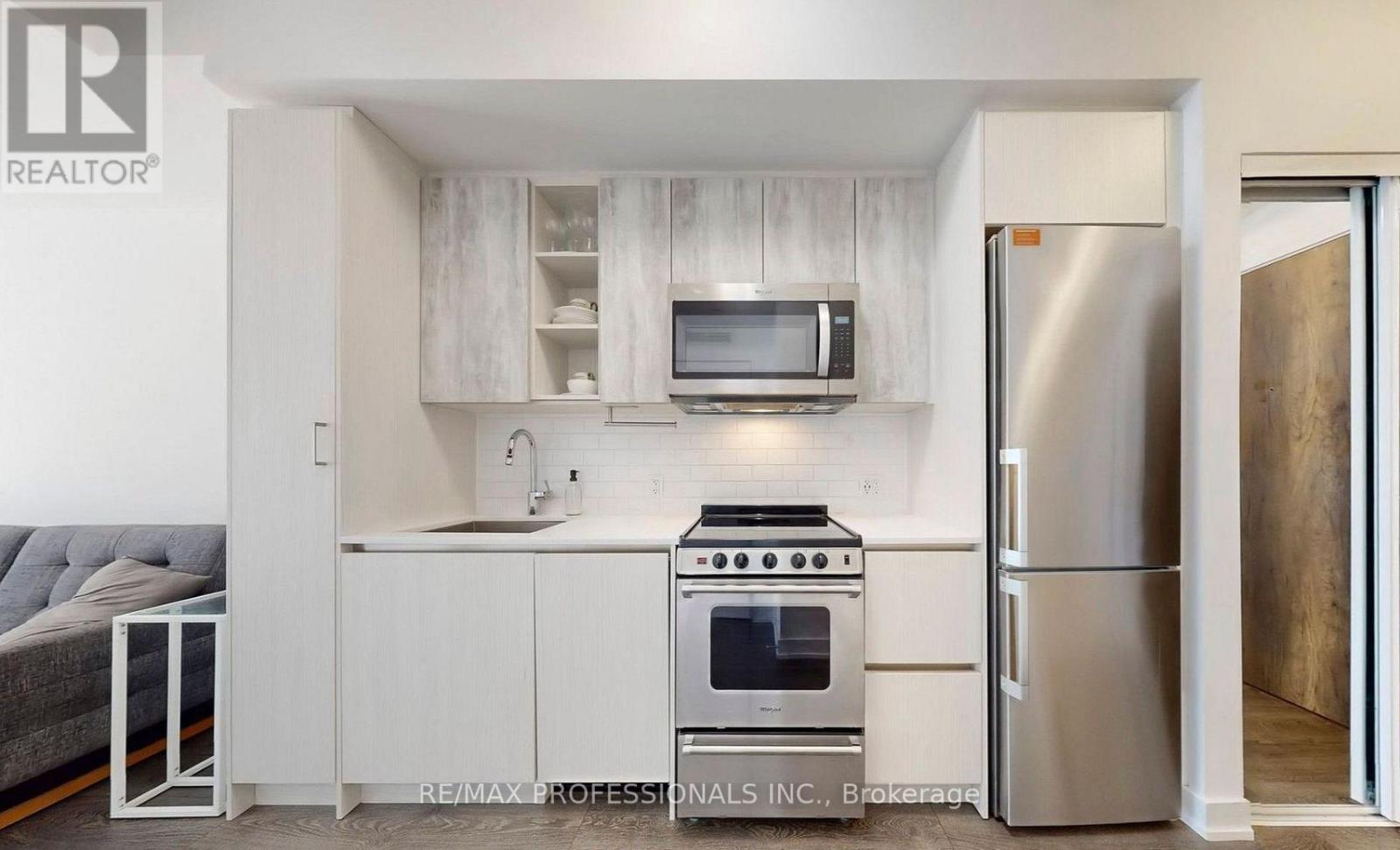 504 - 251 Manitoba Street, Toronto, Ontario  M8Y 0C7 - Photo 4 - W13847966