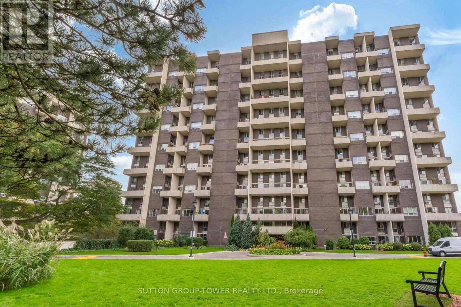 319 - 35 ORMSKIRK AVENUE, Toronto, Ontario