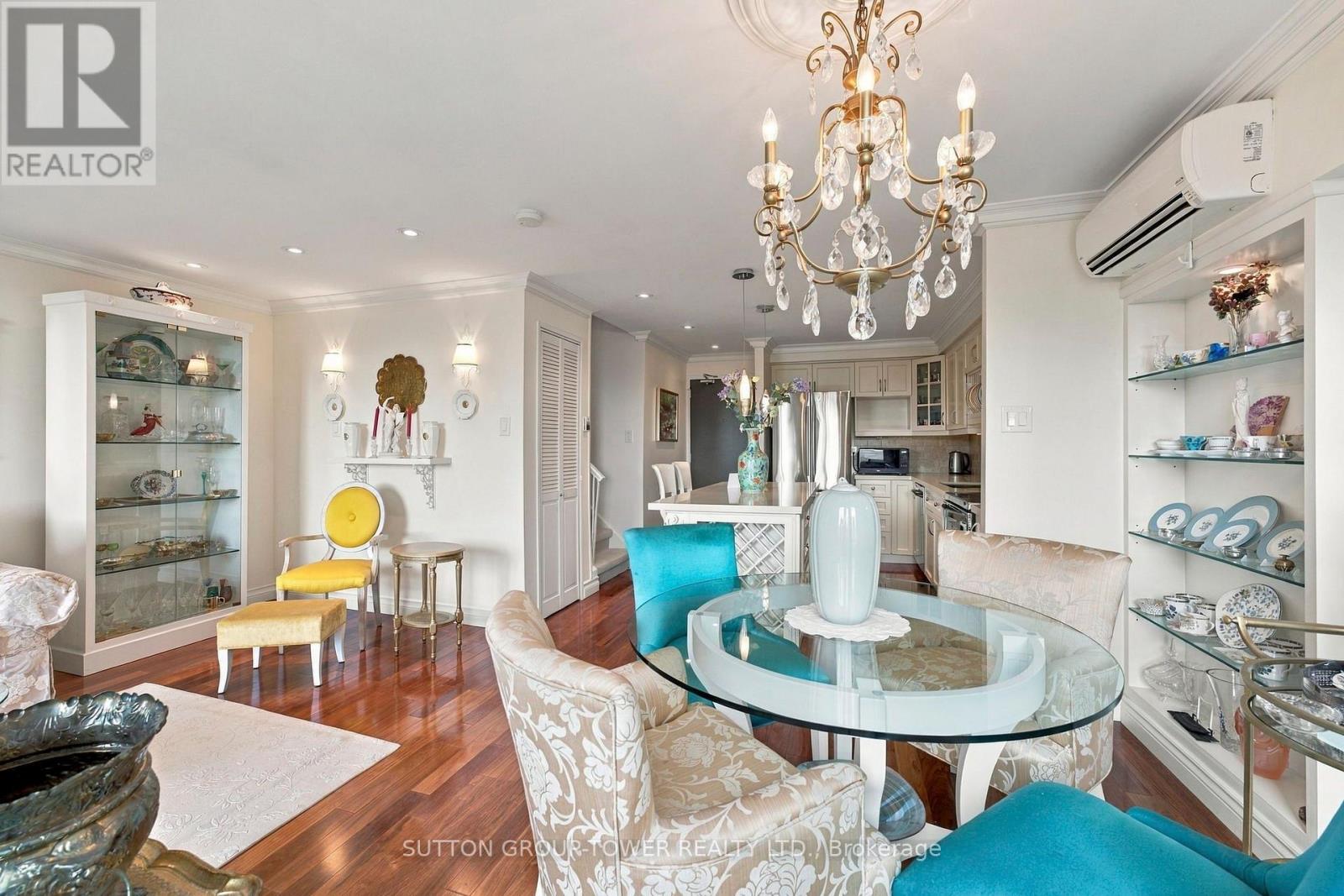319 - 35 Ormskirk Avenue, Toronto, Ontario  M6S 1A8 - Photo 10 - W13848038