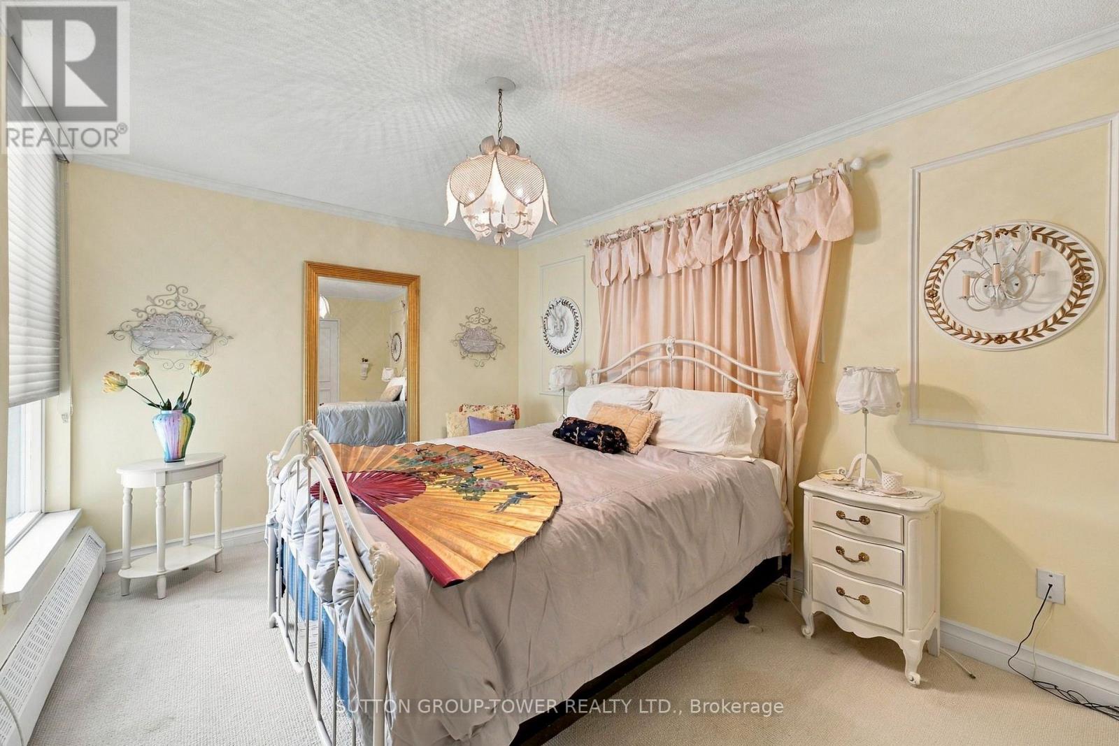 319 - 35 Ormskirk Avenue, Toronto, Ontario  M6S 1A8 - Photo 19 - W13848038