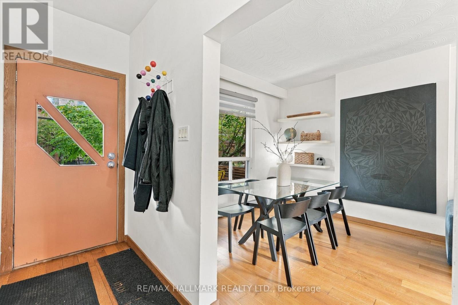 31 Wright Avenue, Toronto, Ontario  M6R 1K9 - Photo 4 - W13848062