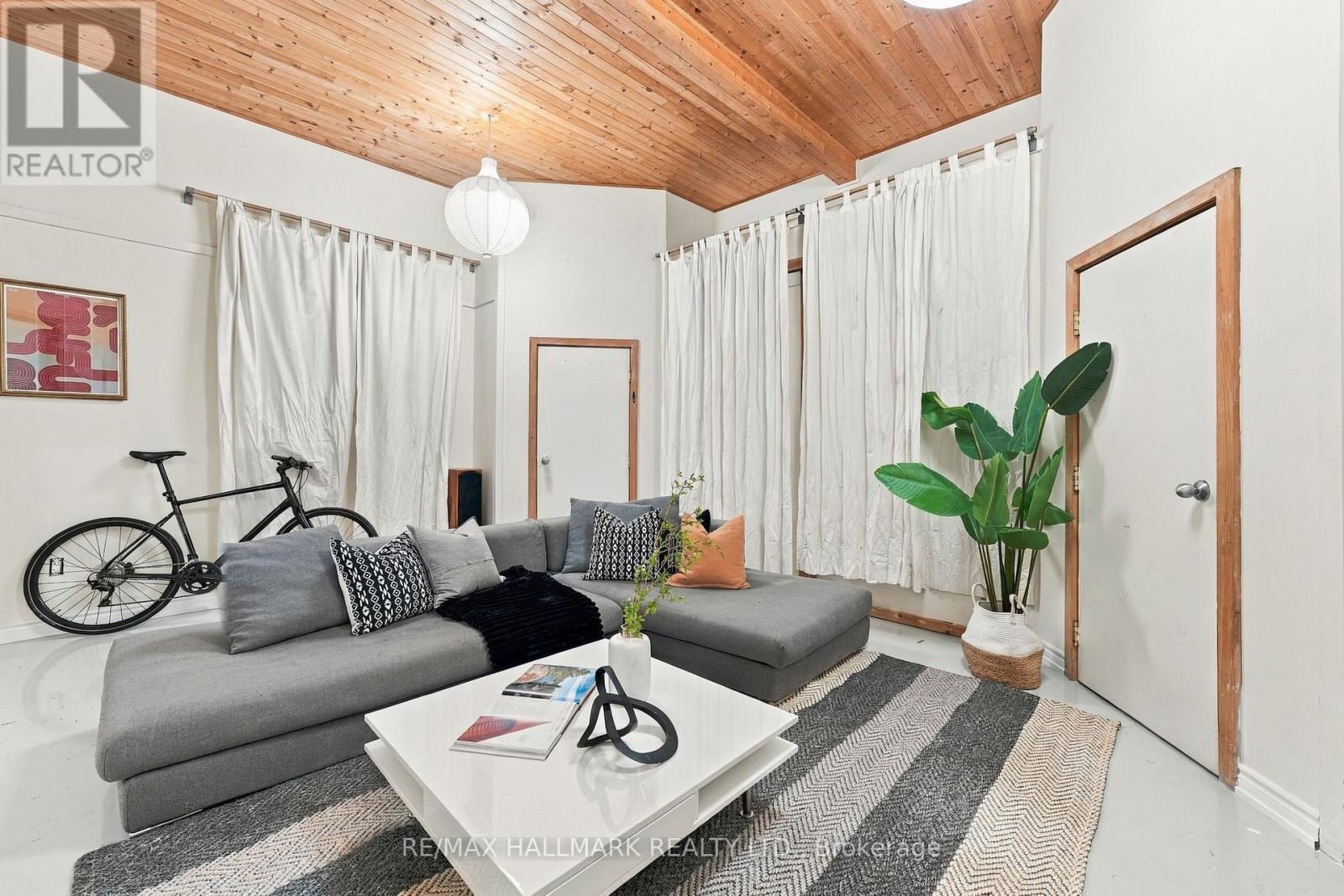 31 Wright Avenue, Toronto, Ontario  M6R 1K9 - Photo 45 - W13848062