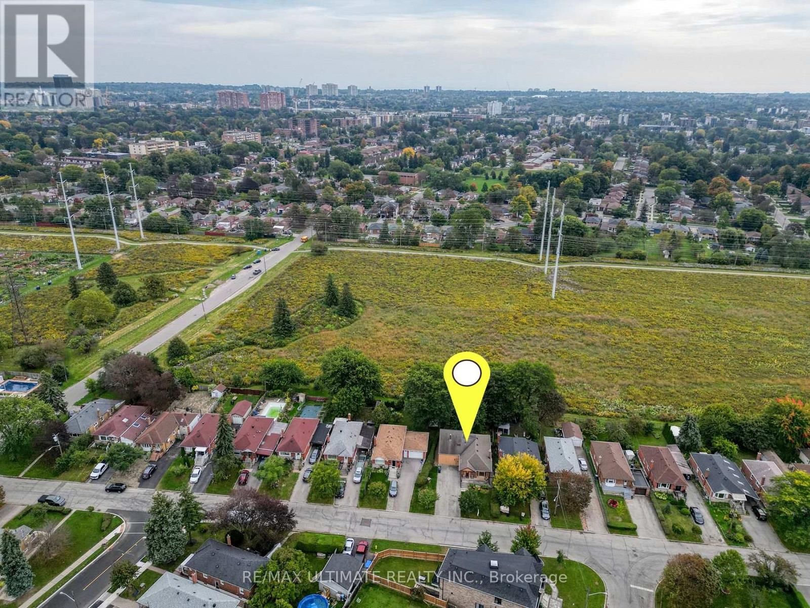 81 Flora Drive, Toronto, Ontario  M1P 1A5 - Photo 50 - E13566156