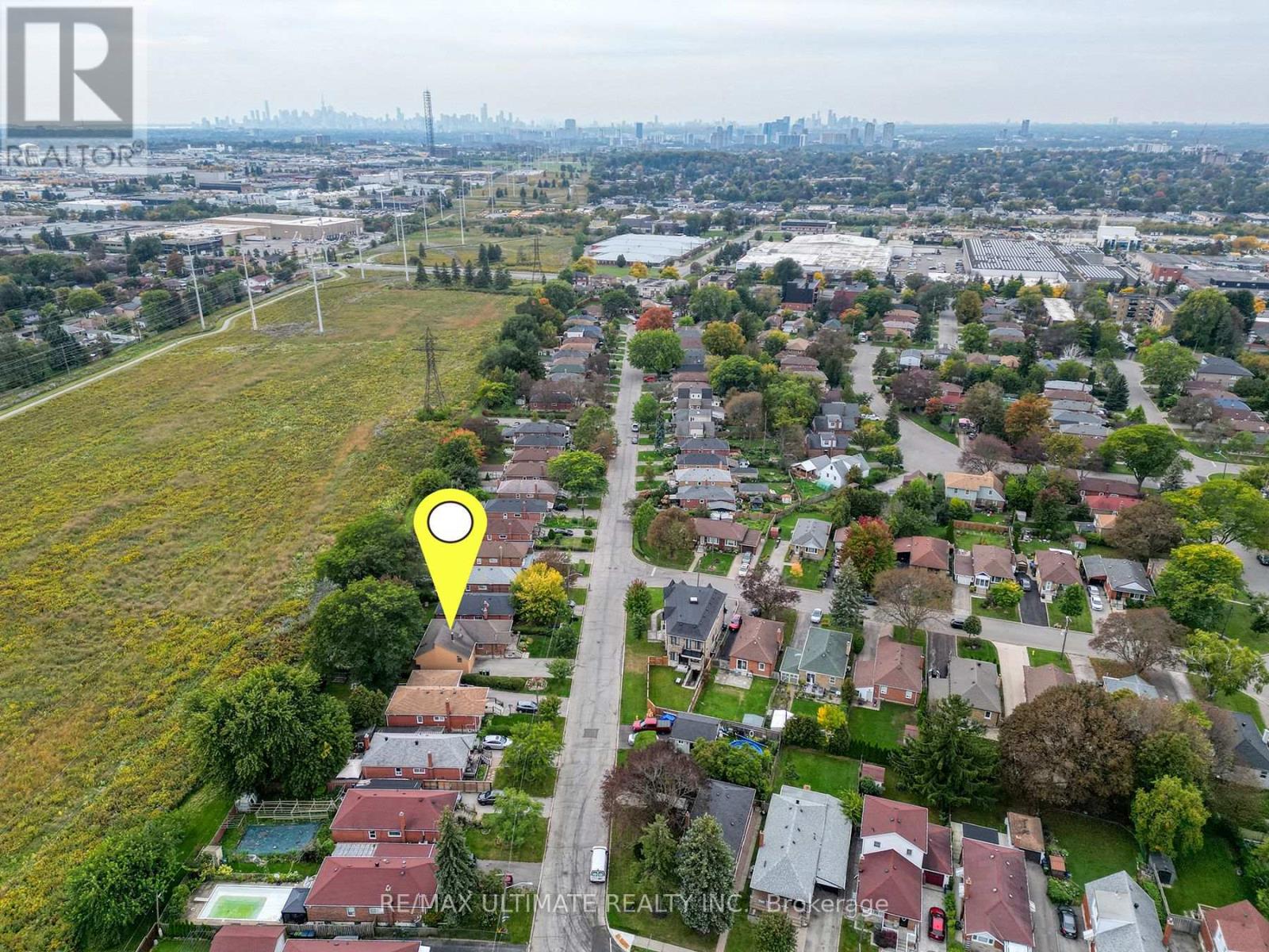 81 Flora Drive, Toronto, Ontario  M1P 1A5 - Photo 48 - E13566156