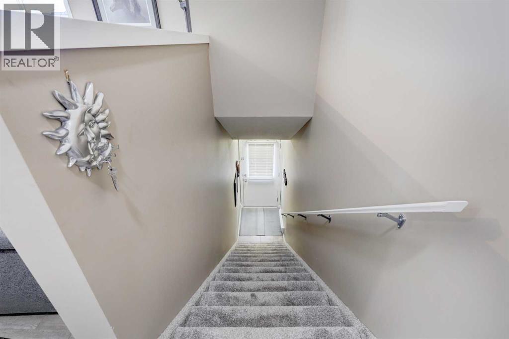 2781 Chinook Winds Drive SW, Airdrie, Alberta  T4B 3S5 - Photo 4 - A2348226