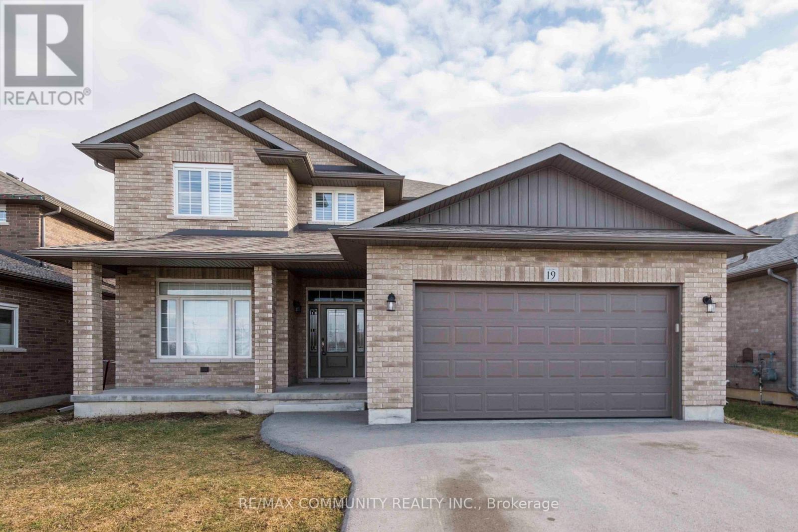 MAIN - 19 BEVAN DRIVE