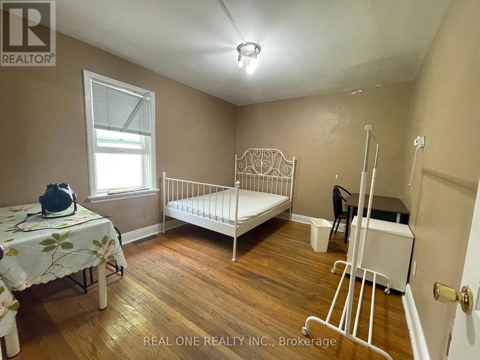 35 Bowman (A) Street, Hamilton, Ontario  L8S 2T4 - Photo 16 - X13607528