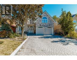 108 MONTMORENCY DRIVE, Hamilton, Ontario