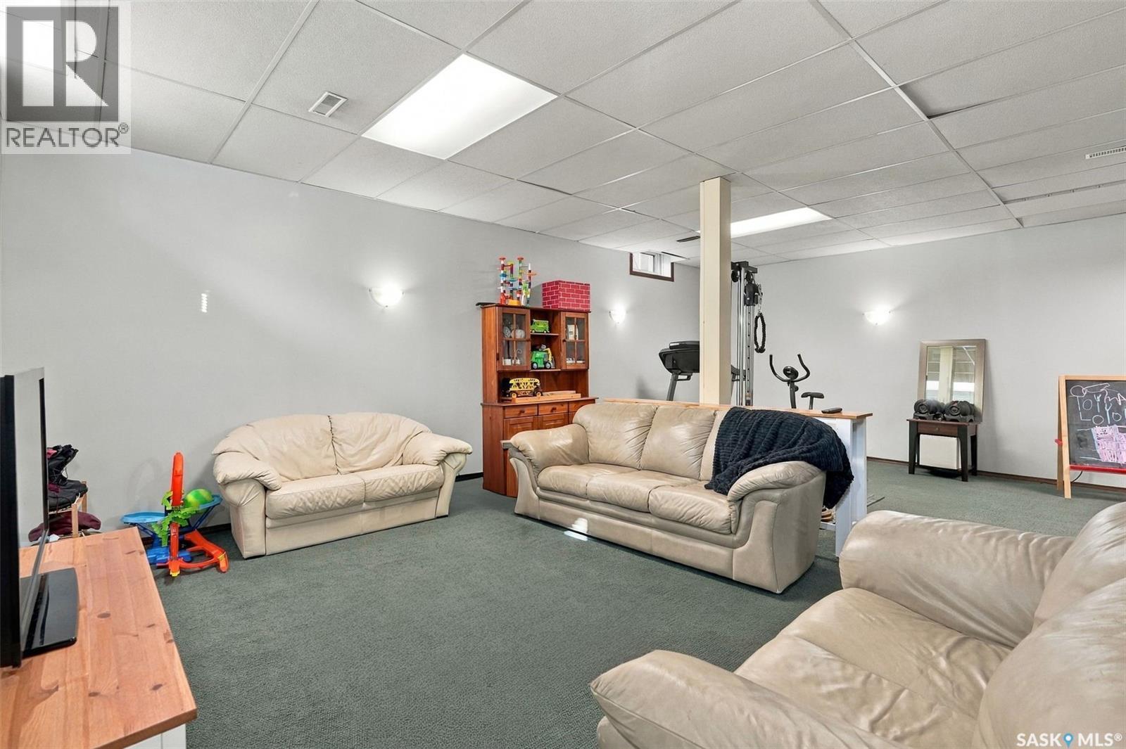 1743 Blair Bay E, Regina, Saskatchewan  S4V 0N6 - Photo 37 - SK050011