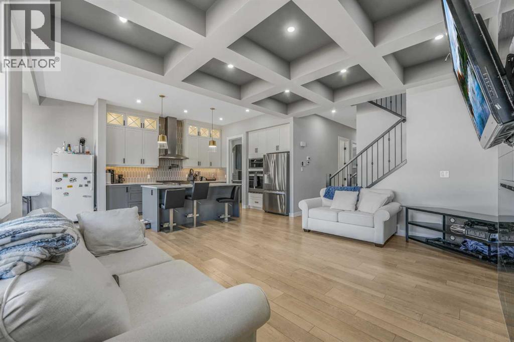 58 Creekside Avenue SW