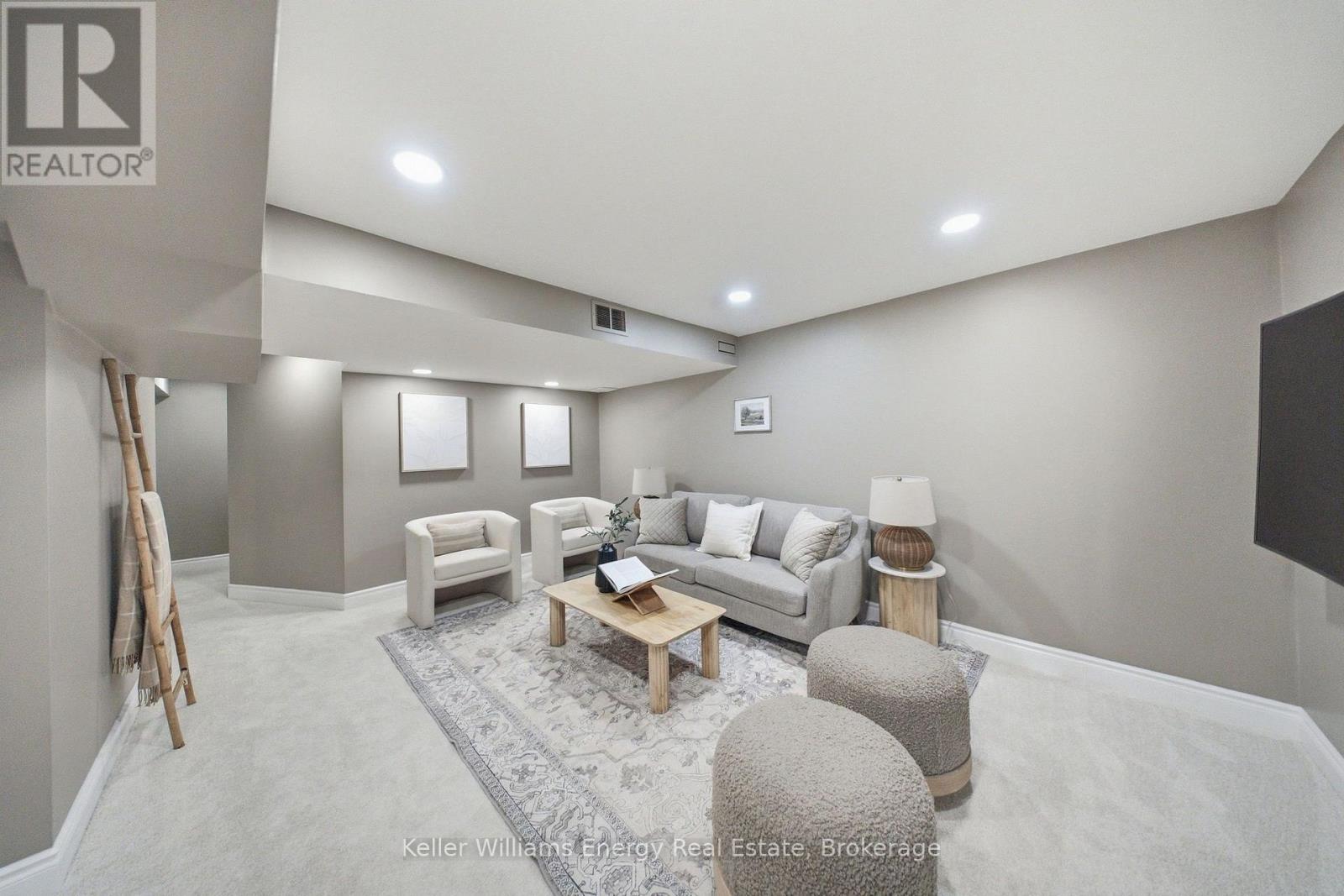 8 Holliman Lane, Ajax, Ontario  L1Z 1K6 - Photo 38 - E13848090