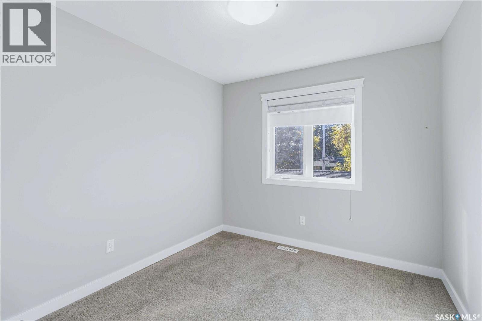 738 4th Street E, Saskatoon, Saskatchewan  S7H 1K2 - Photo 15 - SK050001