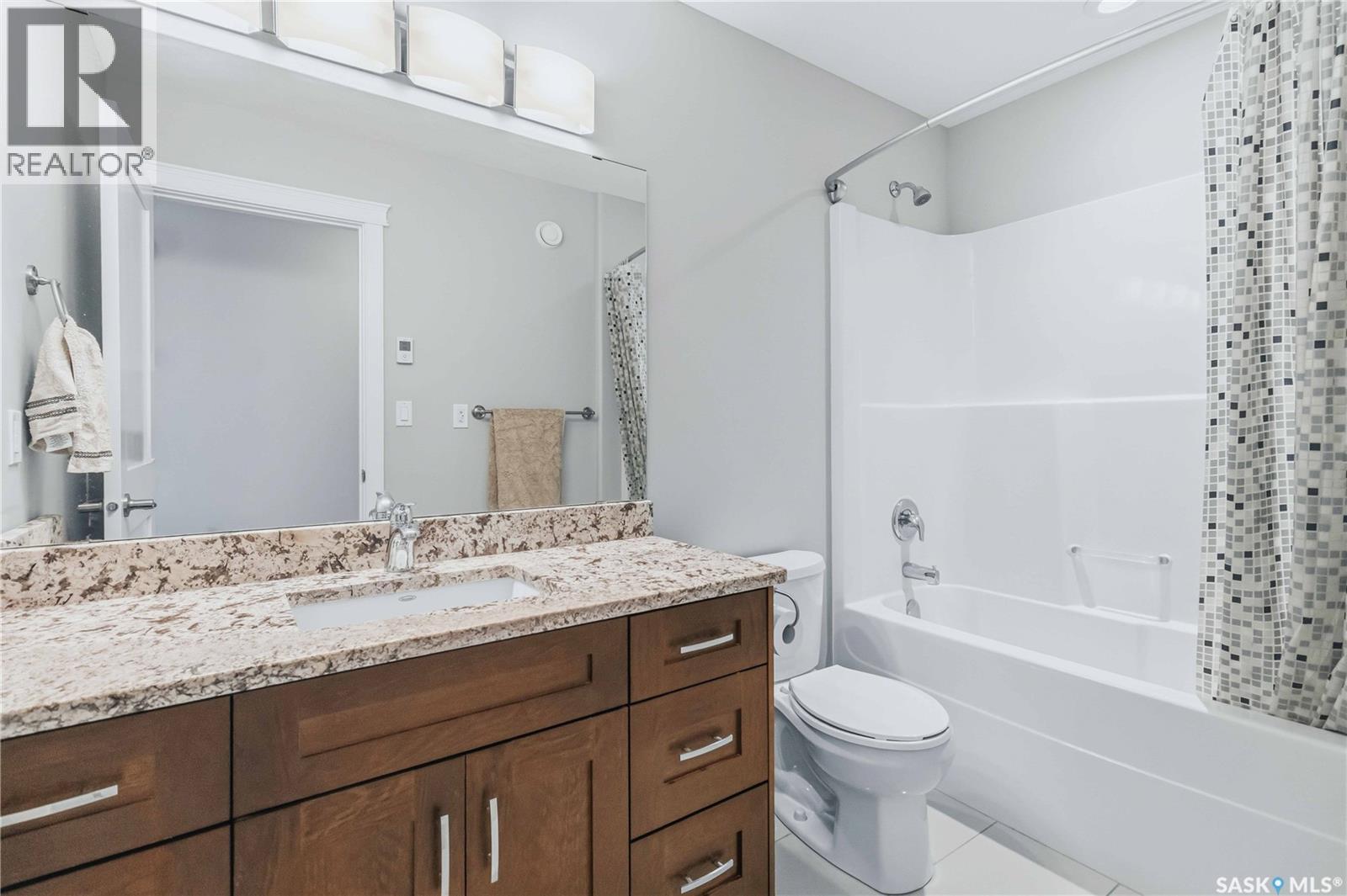 738 4th Street E, Saskatoon, Saskatchewan  S7H 1K2 - Photo 9 - SK050001