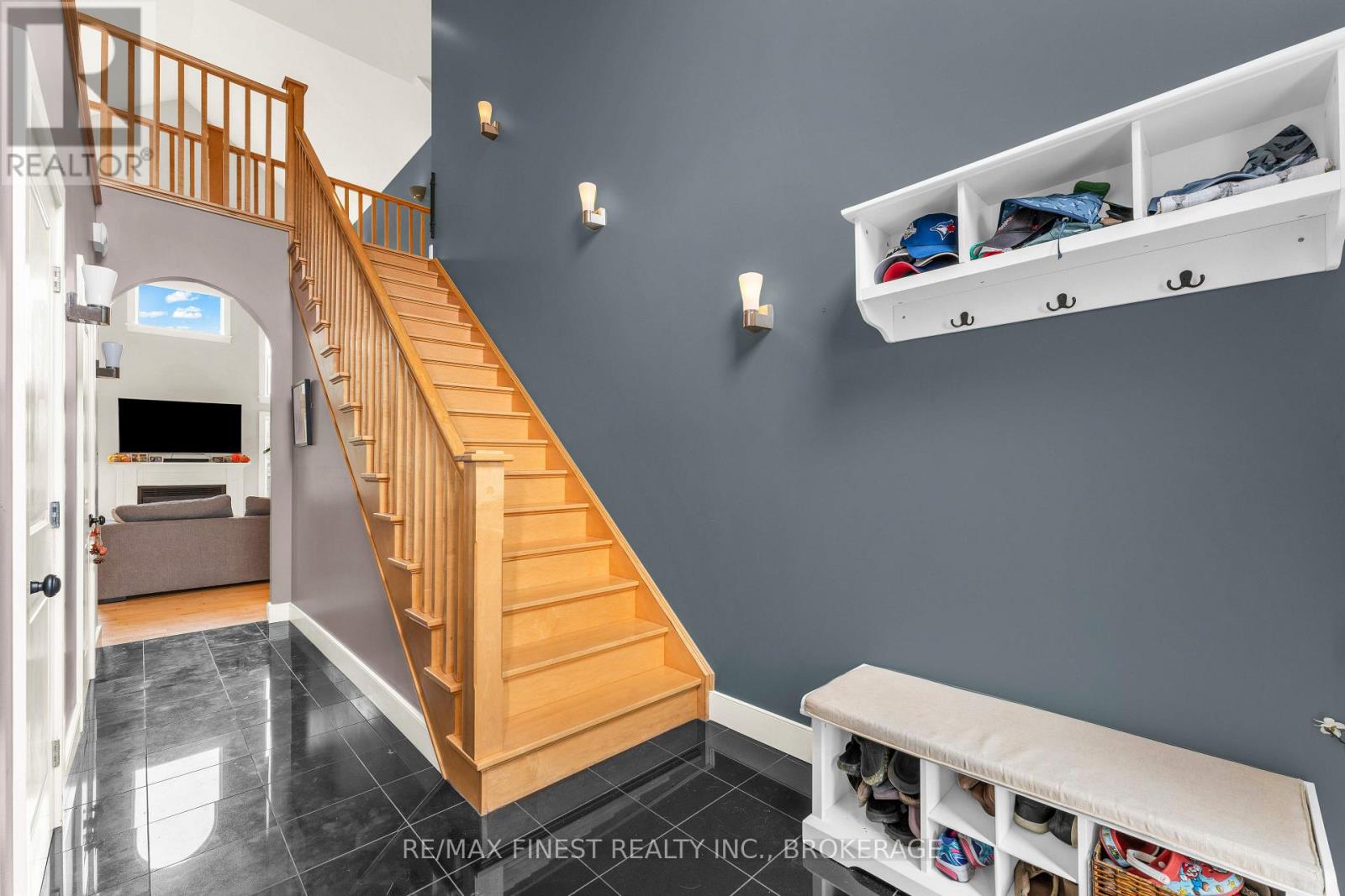 141 Benjamin Court, Loyalist, Ontario  K7N 2A2 - Photo 5 - X13848502