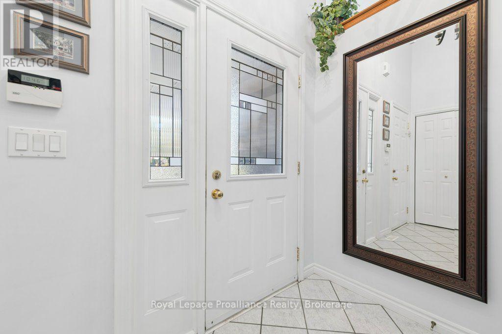 128 Maple Drive, Belleville, Ontario  K8P 2R2 - Photo 7 - X13848168