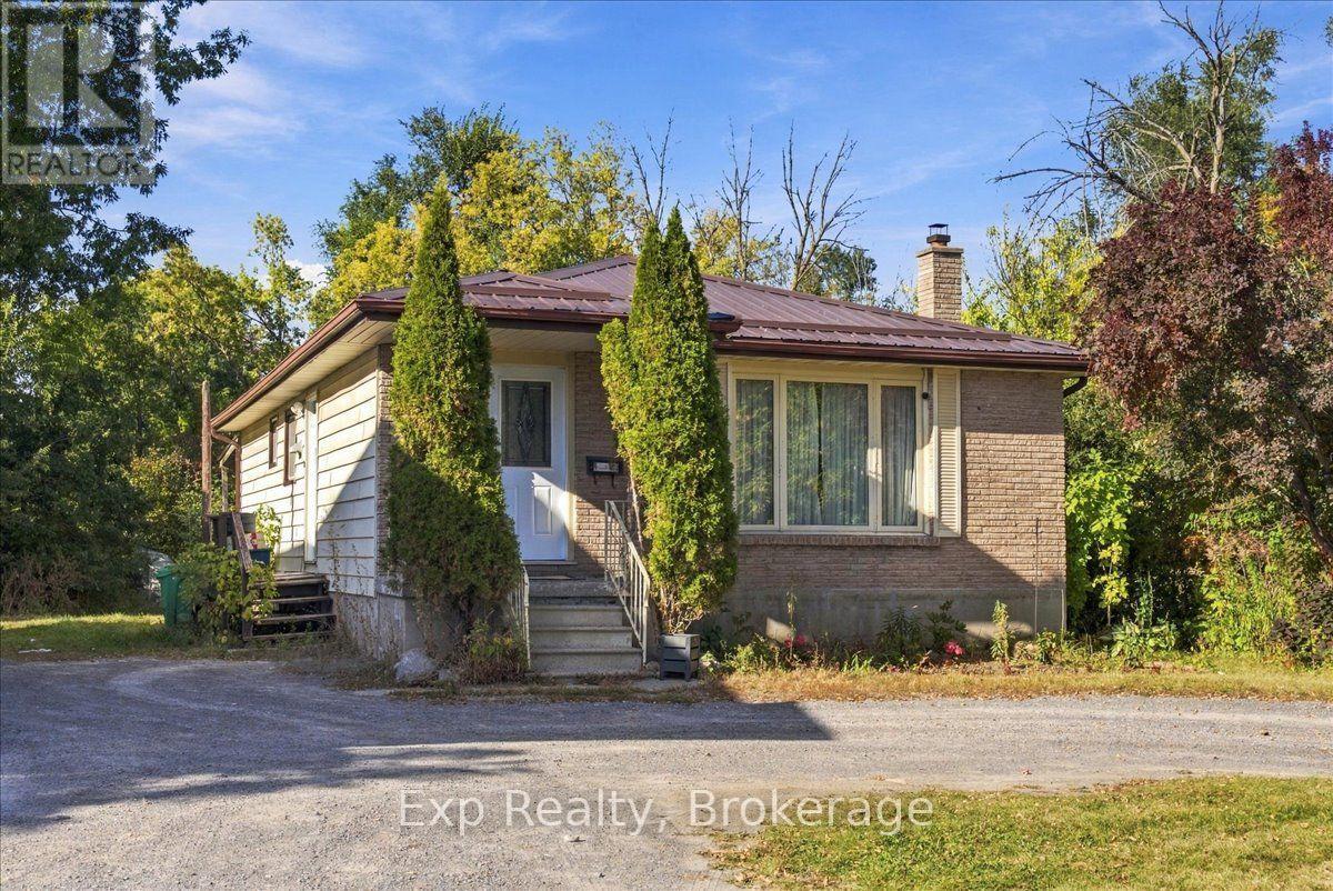 804 Sherbrooke Street, Peterborough, Ontario  K9J 2R1 - Photo 2 - X13848170