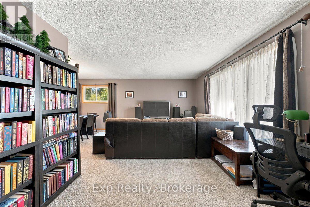804 Sherbrooke Street, Peterborough, Ontario  K9J 2R1 - Photo 7 - X13848170