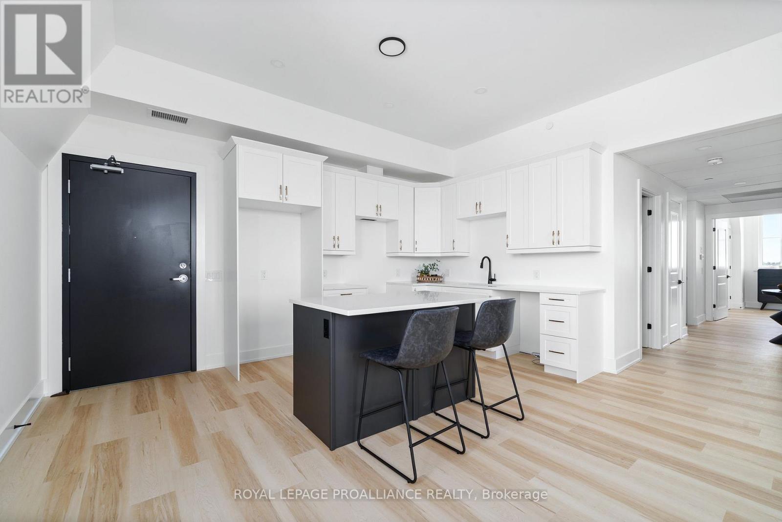301 - 941 Charles Wilson Parkway, Cobourg, Ontario  K9A 0L2 - Photo 4 - X13848422