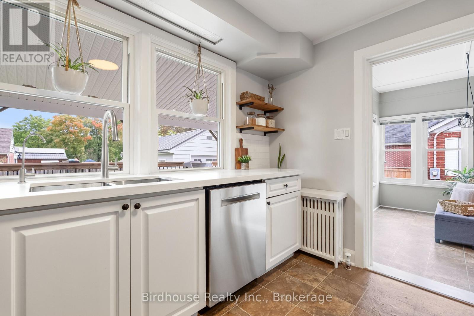 14 Angeline Street S, Kawartha Lakes, Ontario  K9V 3K8 - Photo 16 - X13848468