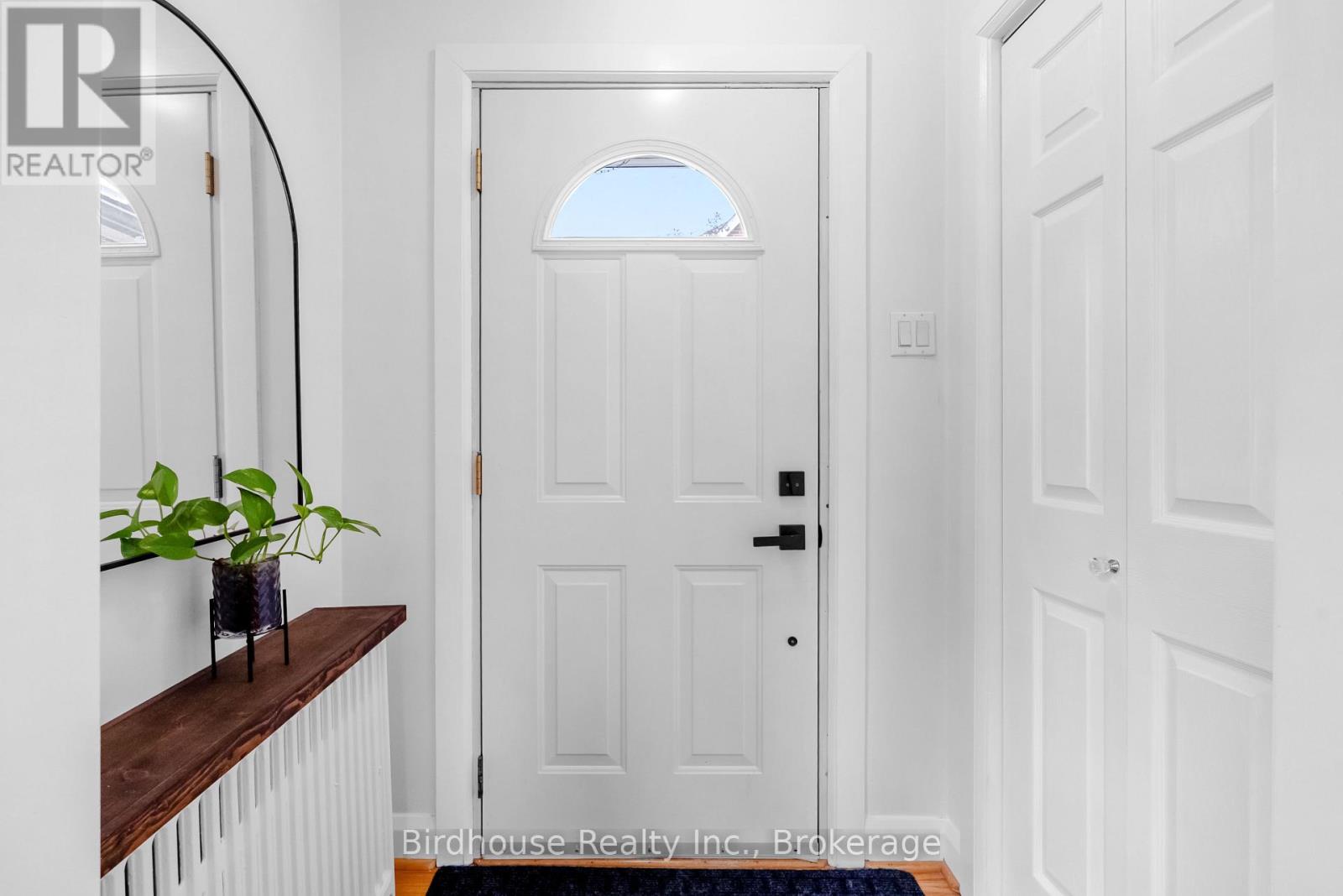 14 Angeline Street S, Kawartha Lakes, Ontario  K9V 3K8 - Photo 6 - X13848468
