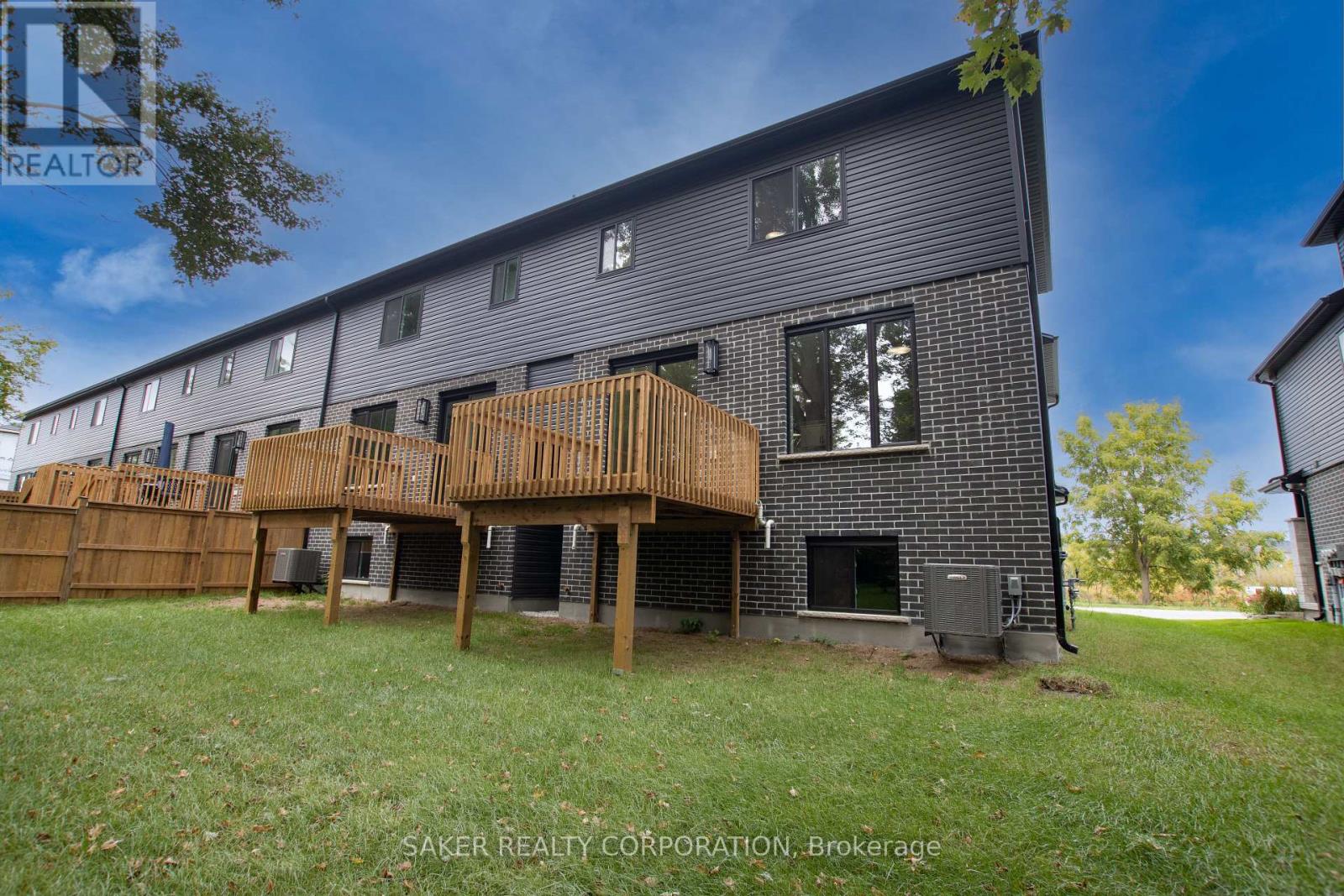 581 Regent Street, Strathroy-Caradoc, Ontario  N0L 1W0 - Photo 34 - X13848388