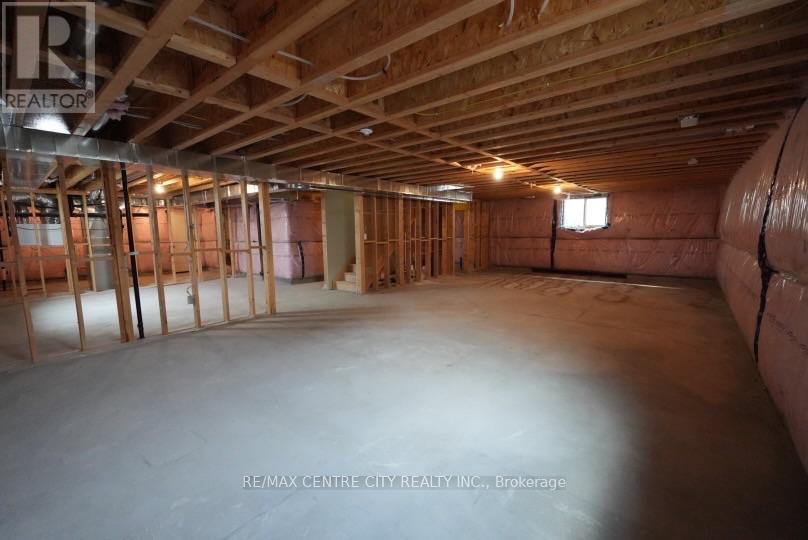 7290 Silver Creek Circle, London South, Ontario  N6P 0G9 - Photo 35 - X13848400