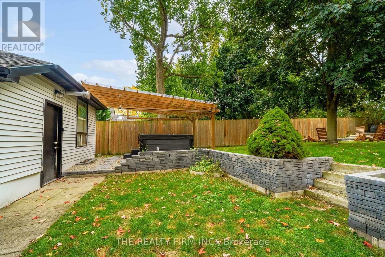 94 Mckellar Street, Strathroy-Caradoc, Ontario  N7G 2Y2 - Photo 31 - X13848440