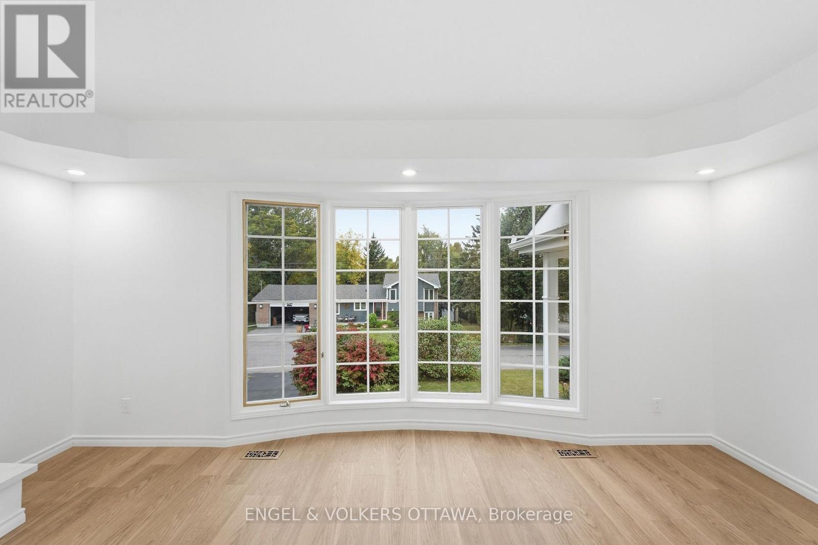 5293 Mclean Crescent, Ottawa, Ontario K4M 1G1 - Photo 12 - X13848136
