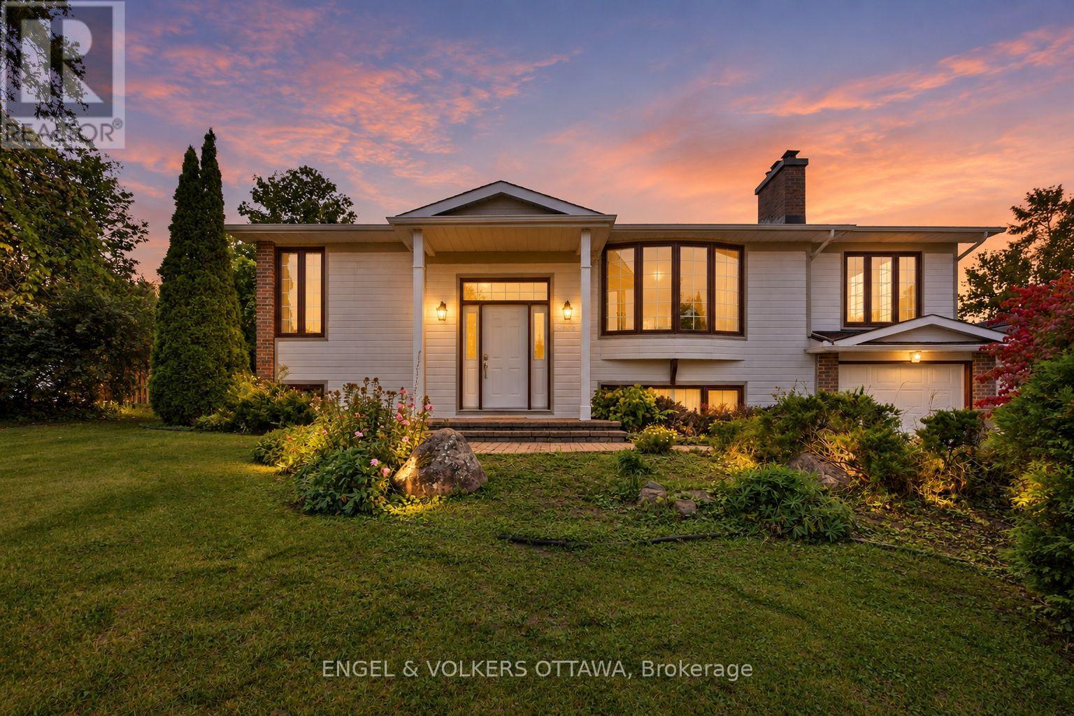 5293 Mclean Crescent, Ottawa, Ontario K4M 1G1 - Photo 2 - X13848136