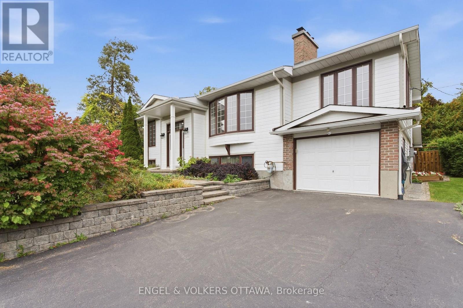 5293 Mclean Crescent, Ottawa, Ontario K4M 1G1 - Photo 4 - X13848136